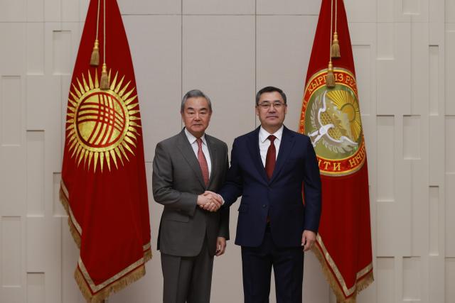 (251119) -- BISHKEK, Nov. 19, 2025 (Xinhua) -- Kyrgyz President Sadyr Japarov (R) meets with Chinese Foreign Minister Wang Yi, also a member of the Political Bureau of the Communist Party of China Central Committee, in Bishkek, Kyrgyzstan, Nov. 19, 2025. (Photo by Roman/Xinhua)