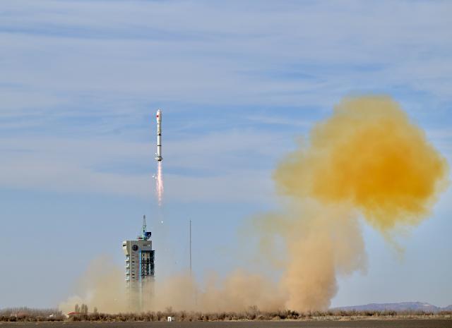 (251120) -- BEIJING, Nov. 20, 2025 (Xinhua) -- A Long March-2C carrier rocket carrying three new satellites blasts off from the Jiuquan Satellite Launch Center in northwest China, on Nov. 19, 2025.
  The rocket blasted off at 12:01 p.m. (Beijing Time) and sent the Shijian-30A, Shijian-30B, and Shijian-30C into the preset orbits.
  These satellites will be mainly used for space environment exploration and related technology verification. (Photo by Sun Haiying/Xinhua)
