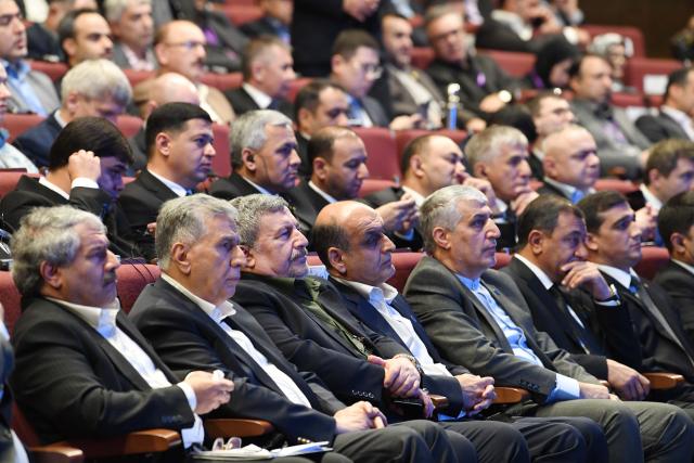 (251120) -- RASHT, Nov. 20, 2025 (Xinhua) -- People attend the First Caspian Governors' Forum in Rasht, Iran, Nov. 19, 2025. Representatives from Iran, Russia, Azerbaijan, Turkmenistan and Kazakhstan took part in the event aiming to strengthen regional cooperation among the Caspian Sea littoral states. (Xinhua/Shadati)