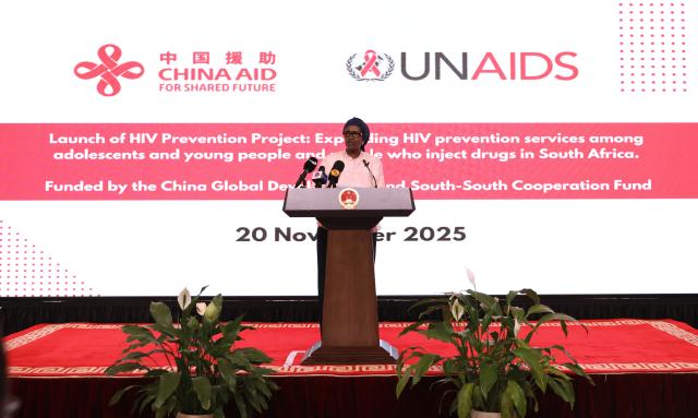 (251120) -- JOHANNESBURG, Nov.20, 2025 (Xinhua)-- UNAIDS Executive Director Winnie Byanyima speaks during the Launch of HIV Prevention Project in Johannesburg, South Africa, Nov. 20, 2025. To tackle HIV/AIDS in South Africa, China, through the China Global Development and South-South Cooperation Fund, has announced a two-year funding commitment of 3.49 million U.S. dollars. (Xinhua/Chen Wei)