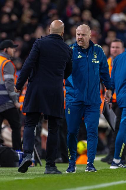 (251123) -- LONDON, Nov. 23, 2025 (Xinhua) -- Nottingham Forest's head coach Sean Dyche (R) shakes hands with Liverpool's head coach Arne Slot after the English Premier League match between Liverpool FC and Nottingham Forest FC in Liverpool, Britain, on Nov. 22, 2025. (Xinhua)
FOR EDITORIAL USE ONLY. NOT FOR SALE FOR MARKETING OR ADVERTISING CAMPAIGNS. NO USE WITH UNAUTHORIZED AUDIO, VIDEO, DATA, FIXTURE LISTS, CLUB/LEAGUE LOGOS OR "LIVE" SERVICES. ONLINE IN-MATCH USE LIMITED TO 45 IMAGES, NO VIDEO EMULATION. NO USE IN BETTING, GAMES OR SINGLE CLUB/LEAGUE/PLAYER PUBLICATIONS.