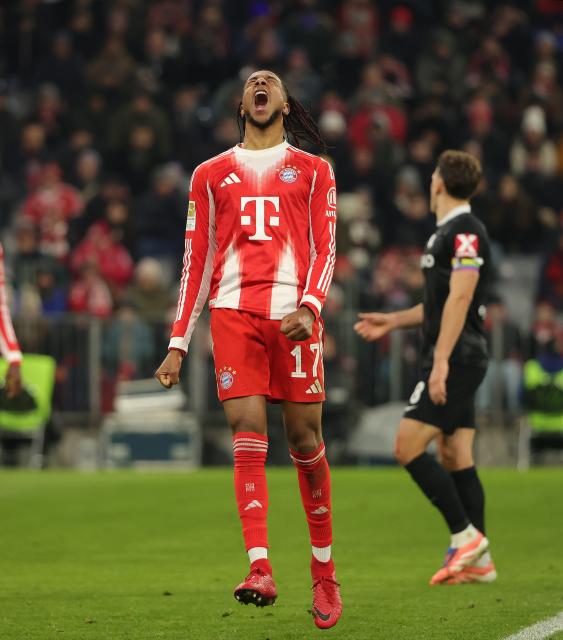 (251123) -- MUNICH, Nov. 23, 2025 (Xinhua) -- Michael Olise of Bayern Munich reacts during the German first division Bundesliga football match between Bayern Munich and SC Freiburg in Munich, Germany, Nov. 22, 2025. (Photo by Philippe Ruiz/Xinhua)