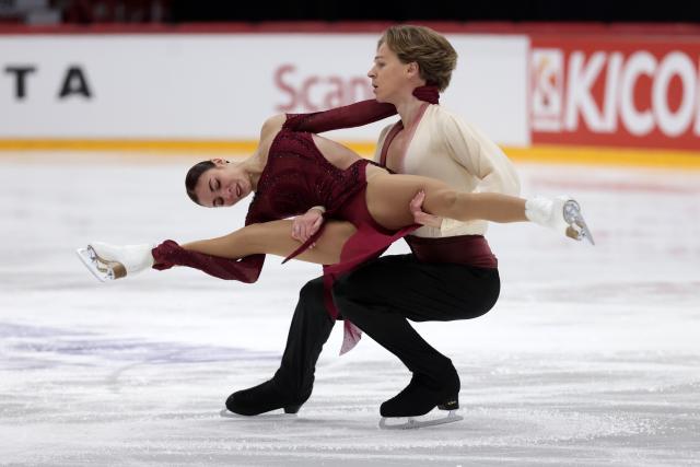 (251123) -- HELSINKI, Nov. 23, 2025 (Xinhua) -- Diana Davis (L)/Gleb Smolkin of Georgia compete during the ice dance free dance at the ISU Grand Prix of Figure Skating event Finlandia Trophy 2025 in Helsinki, Finland, Nov. 22, 2025. (Photo by Matti Matikainen/Xinhua)