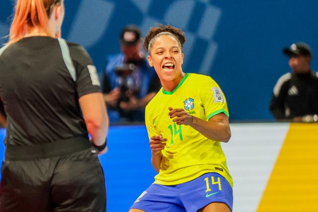 (251123) -- PASIG CITY, Nov. 23, 2025 (Xinhua) -- Ana Luiza of Brazil celebrates after scoring a goal during the group D match between Brazil and Iran at the FIFA Futsal Women's World Cup 2025 in Pasig City, the Philippines, Nov. 23, 2025. (Xinhua/Rouelle Umali)