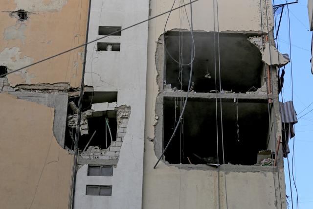 (251124) -- BEIRUT, Nov. 24, 2025 (Xinhua) -- This photo taken on Nov. 23, 2025 shows a residential apartment damaged by an Israeli airstrike in Haret Hreik, Beirut's southern suburbs, Lebanon. At least five people were killed and 25 others injured on Sunday in an Israeli airstrike targeting a residential apartment in Haret Hreik, the Lebanese Health Ministry reported. (Xinhua/Bilal Jawich)
