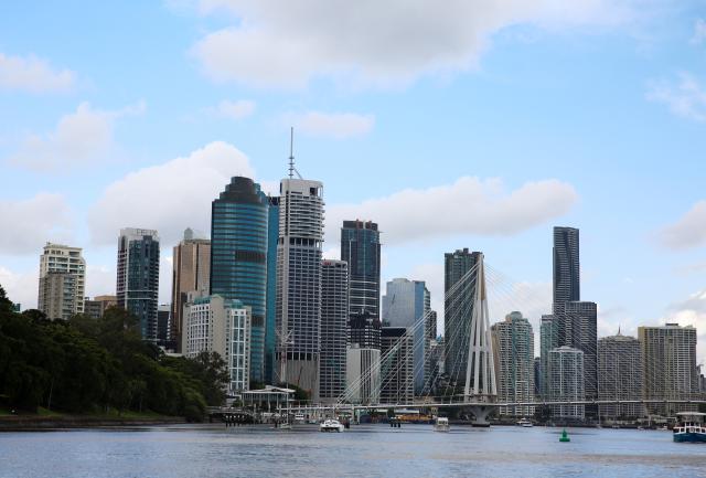 (251124) -- BRISBANE, Nov. 24, 2025 (Xinhua) -- This photo taken on Nov. 21, 2025 shows the view of CBD skyline in Brisbane, Queensland, Australia. (Xinhua/Ma Ping)
