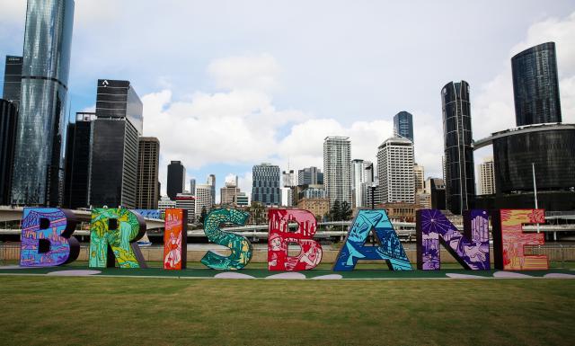 (251124) -- BRISBANE, Nov. 24, 2025 (Xinhua) -- This photo taken on Nov. 21, 2025 shows the Brisbane sign in Brisbane, Queensland, Australia. (Xinhua/Ma Ping)
