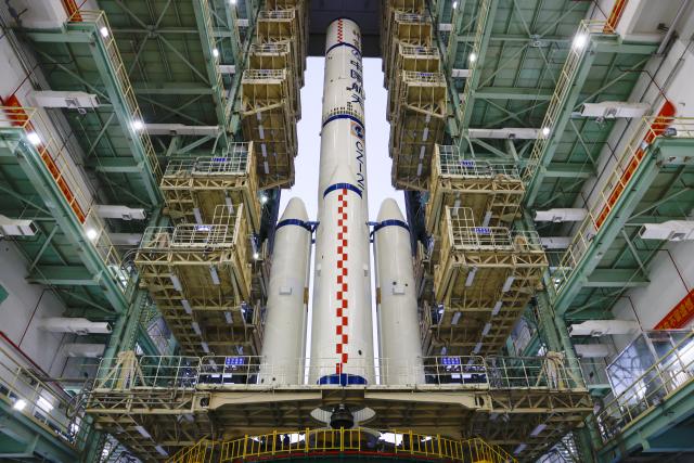(251125) -- JIUQUAN, Nov. 25, 2025 (Xinhua) -- The Long March-2F Y22 rocket is transferred to the pre-launch test position on Nov. 8, 2025. China on Tuesday launched the Shenzhou-22 spaceship to provide a return vessel for the three Shenzhou-21 astronauts in orbit. This momentous occasion marked the accomplishment of the first emergency launch mission in the country's manned space program.
  The launch of the new spaceship followed the return of the three Shenzhou-20 astronauts back to Earth on Nov. 14 by the Shenzhou-21 spacecraft.
  The return mission, initially scheduled for Nov. 5 by the Shenzhou-20 spaceship, was delayed due to a suspected debris impact on the Shenzhou-20 return capsule's viewport window.
  The Long March-2F Y22 rocket and the Shenzhou-22 spaceship -- already on standby at the launch site upon the contingency -- were swiftly prepared for launch.
   After the initiation of the contingency plan, all teams involved in the project demonstrated a composed and methodical approach.
   Within 20 days, all participating research and testing units collaborated and completed a series of critical tasks, including risk assessment, solution analysis and decision-making, personnel and material deployment, crew return aboard a replacement vessel, as well as an emergency launch, offering a world-class example of managing an in-orbit emergency, the China Manned Space Agency said.
   The success of this mission fully demonstrated the strengths of China's new system for mobilizing resources nationwide, it noted. (Photo by Li Mingtang/Xinhua)