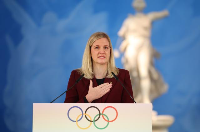 (251126) -- ANCIENT OLYMPIA, Nov. 26, 2025 (Xinhua) -- International Olympic Committee (IOC) President Kirsty Coventry delivers a speech during the Olympic flame lighting ceremony for the Milan-Cortina 2026 Winter Olympic Games in Ancient Olympia, Greece, on Nov. 26, 2025. (Xinhua/Li Jing)