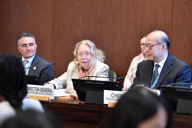 (251127) -- GENEVA, Nov. 27, 2025 (Xinhua) -- Tatiana Valovaya (C), director-general of the United Nations Office at Geneva, speaks during a high-level dialogue on AI governance entitled "Geneva Dialogue: Solidarity for AI Governance" at the Palais des Nations in Geneva, Switzerland, Nov. 25, 2025. The Permanent Mission of China in Geneva, together with the permanent missions of Pakistan and Zambia, has convened a high-level dialogue on AI governance entitled "Geneva Dialogue: Solidarity for AI Governance" at the Palais des Nations, home to the United Nations Office at Geneva, on Tuesday. (Xinhua/Lian Yi)