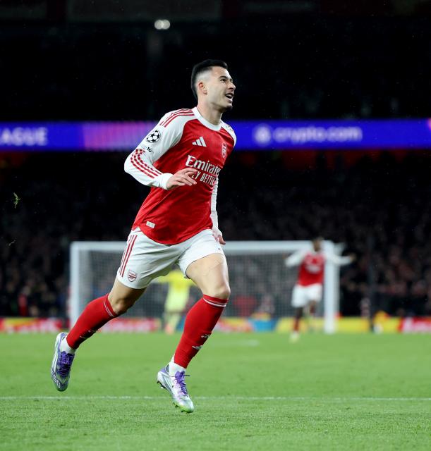 (251127) -- LONDON, Nov. 27, 2025 (Xinhua) -- Arsenal's Gabriel Martinelli celebrates scoring during the UEFA Champions League football match between Arsenal and Bayern Munich in London, Britain, Nov. 26, 2025. (Xinhua/Li Ying)