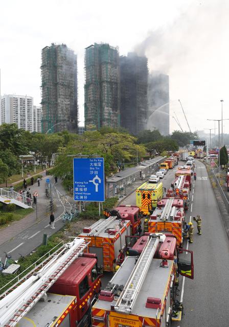 (251127) -- HONG KONG, Nov. 27, 2025 (Xinhua) -- This photo taken on Nov. 27, 2025 shows a scene at the rescue site in Wang Fuk Court, a residential area in Tai Po of Hong Kong, south China. Firefighters had rescued 55 people in the major fire in the residential complex Wang Fuk Court in Hong Kong, John Lee, chief executive of the Hong Kong Special Administrative Region, said at a press briefing on Thursday. (Xinhua/Chen Duo)