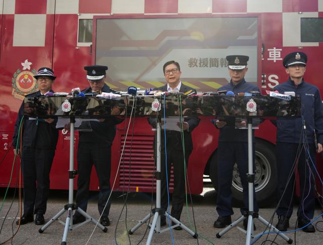 (251128) -- HONG KONG, Nov. 28, 2025 (Xinhua) -- A press conference is held in Hong Kong, south China, on Nov. 28, 2025. Firefighting, rescue and search operations were completed at 10:18 a.m. on Friday, the Hong Kong Special Administrative Region (HKSAR) government told a press conference on Friday. (Xinhua/Zhu Wei)