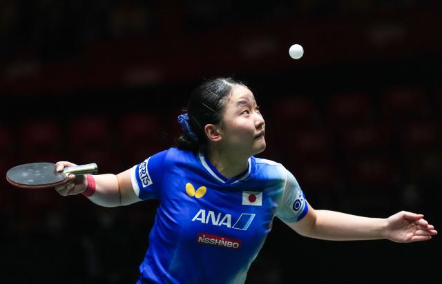 (251130) -- CHENGDU, Nov. 30, 2025 (Xinhua) -- Harimoto Miwa of Japan serves during the women's singles match against Liu Yangzi of Australia during the stage 1 group match between Japan and Australia at the ITTF Mixed Team World Cup 2025 in Chengdu, southwest China's Sichuan Province, Nov. 30, 2025. (Xinhua/Wang Ying)