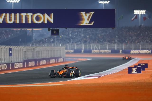(251201) -- DOHA, Dec. 1, 2025 (Xinhua) -- McLaren's Australian Driver Oscar Piastri competes during the Formula One Qatar Grand Prix at the Lusail International Circuit in Doha, Qatar, on Nov. 30, 2025. (Photo by Li Chao/Xinhua)