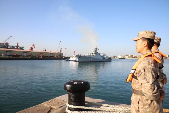 (251201) -- QINGDAO, Dec. 1, 2025 (Xinhua) -- Vietnamese frigate Tran Hung Dao arrives at a naval port in Qingdao, east China's Shandong Province, Dec. 1, 2025. The frigate arrived at a naval port in the city of Qingdao on Monday, marking the start of a four-day visit.
   During the visit, the Chinese and Vietnamese navies will hold ship tours, deck receptions, cultural exchanges and joint drills, among other activities.
   This visit aims to enhance mutual understanding between the two navies, and to deepen the friendship between the two countries.
   The frigate has a full load displacement of 2,100 tonnes and a maximum speed of 29 knots. It can carry one anti-submarine helicopter. (Photo by Wang Liantao/Xinhua)