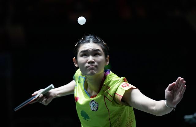 (251201) -- CHENGDU, Dec. 1, 2025 (Xinhua) -- Li Yu-Jhun of Chinese Taipei competes during the women's singles match against Shin Yubin of South Korea in the stage 1 group match between South Korea and Chinese Taipei at the ITTF Mixed Team World Cup 2025 in Chengdu, southwest China's Sichuan Province, Dec. 1, 2025. (Xinhua/Wang Ying)