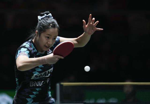(251201) -- CHENGDU, Dec. 1, 2025 (Xinhua) -- Shin Yubin of South Korea competes during the women's singles match against Li Yu-Jhun of Chinese Taipei in the stage 1 group match between South Korea and Chinese Taipei at the ITTF Mixed Team World Cup 2025 in Chengdu, southwest China's Sichuan Province, Dec. 1, 2025. (Xinhua/Wang Ying)