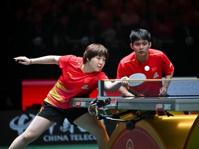 (251201) -- CHENGDU, Dec. 1, 2025 (Xinhua) -- Lin Shidong/Kuai Man (L) of China compete in the mixed doubles match against Badr Mostafa/Marwa Alhodaby of Egypt during the stage 1 group match between China and Egypt at the ITTF Mixed Team World Cup 2025 in Chengdu, southwest China's Sichuan Province, Dec. 1, 2025. (Xinhua/Xu Bingjie)