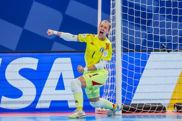 (251202) -- PASIG CITY, Dec. 2, 2025 (Xinhua) -- Ana Sestari, goalkeeper of Italy reacts during the quarterfinal match between Portugal and Italy at the FIFA Futsal Women's World Cup 2025 in Pasig City, the Philippines, on Dec. 2, 2025. (Xinhua/Rouelle Umali)