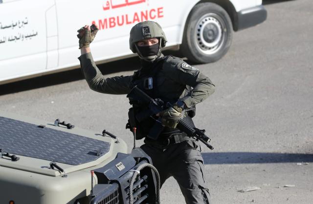 (251202) -- NABLUS, Dec. 2, 2025 (Xinhua) -- An Israeli soldier is seen during a military raid in the West Bank city of Nablus, Dec. 2, 2025. (Photo by Nidal Eshtayeh/Xinhua)
