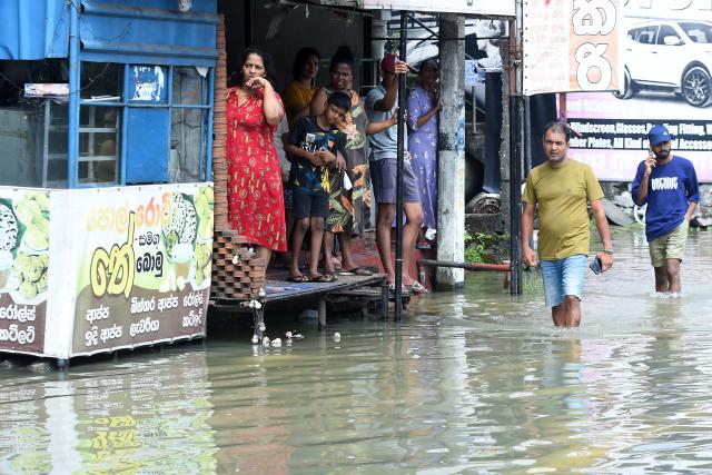 (251203) -- BEIJING, Dec. 3, 2025 (Xinhua) -- This photo taken on Dec. 1, 2025 shows a flooded area in Colombo, Sri Lanka. The death toll from extreme weather conditions hitting Sri Lanka has risen to 410, while 336 people remain missing, the country's Disaster Management Center said Tuesday. (Photo by Gayan Sameera/Xinhua)