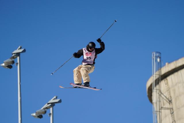 (251204) -- BEIJING, Dec. 4, 2025 (Xinhua) -- Naomi Urness of Canada competes during the women's freeski qualification at the 2025-2026 FIS Snowboard & Freeski Big Air World Cup in Beijing, capital of China, on Dec. 4, 2024. (Xinhua/Xie Han)