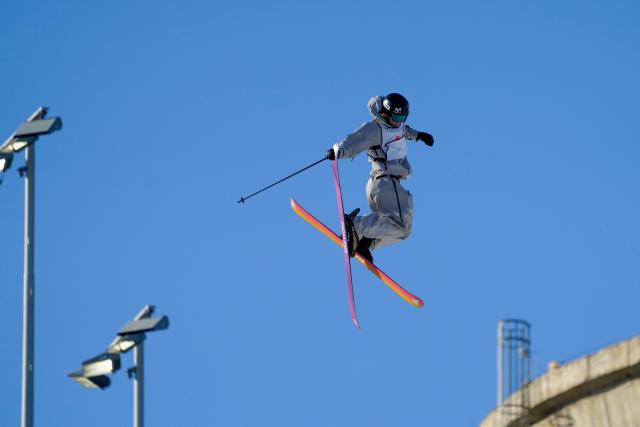 (251204) -- BEIJING, Dec. 4, 2025 (Xinhua) -- Thibault Magnin of Spain competes during the men's freeski qualification at the 2025-2026 FIS Snowboard & Freeski Big Air World Cup in Beijing, capital of China, on Dec. 4, 2024. (Xinhua/Xie Han)
