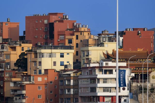 (251204) -- XIAPU, Dec. 4, 2025 (Xinhua) -- An aerial drone photo shows guesthouses along the coastal road for sightseeing in Sansha Town, Xiapu County, southeast China's Fujian Province, Dec. 3, 2025. Sansha Town in Xiapu County, blessed with unique natural resources and rich historical culture, has been walking a distinctive path to rural revitalization by orchestrating tourist attractions such as high-end homestays, tidal flat landscape and local specialty food with rural development. (Xinhua/Wei Peiquan)