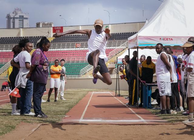 (251205) -- NAIROBI, Dec. 5, 2025 (Xinhua) -- Participants compete in the long jump competition at the China-Kenya Friendship Games in Nairobi, Kenya, on Dec. 4, 2025. The inaugural China-Kenya Friendship Games took place on Thursday in Nairobi, the capital of Kenya, as part of efforts to strengthen bilateral ties.
The day-long competition saw over 700 Chinese and Kenyan attendants from 19 Chinese companies who are members of the Kenya-China Economic and Trade Association (KCETA), featuring track and field events, as well as fun games. (Xinhua/Han Xu)