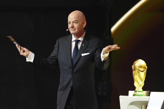 (251206) -- WASHINGTON D.C., Dec. 6, 2025 (Xinhua) -- FIFA President Giovanni Infantino addresses the audience during the FIFA World Cup 2026 Final Draw at the Kennedy Center in Washington D.C., the United States, Dec. 5, 2025. (Xinhua/Jia Haocheng)