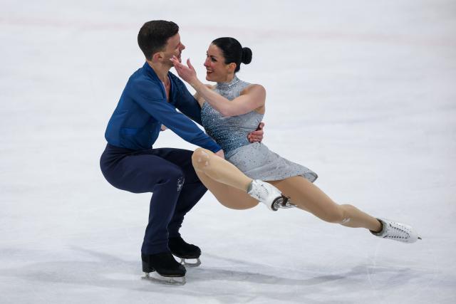 (251206) -- ZAGREB-, Dec. 6, 2025 (Xinhua) -- Charlene Guignard(R)/Marco Fabbri of Italy compete in the Ice Dance Free Dance Final on Day 2 of the 2025 ISU Figure Skating CS Golden Spin of Zagreb in Zagreb, Croatia, on Dec. 5, 2025. (Photo by Igor Kralj/PIXSELL via Xinhua)