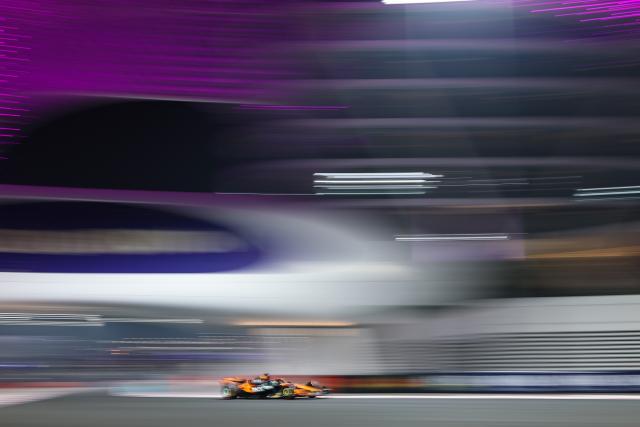 (251207) -- ABU DHABI, Dec. 7, 2025 (Xinhua) -- McLaren's Australian Driver Oscar Piastri competes during the Qualifying of Formula One Abu Dhabi Grand Prix at the Yas Marina Circuit in Abu Dhabi, the United Arab Emirates, on Dec. 6, 2025. (Photo by Qian Jun/Xinhua)