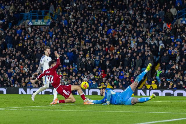 (251207) --  LEEDS, Dec. 7, 2025 (Xinhua) -- Liverpool's Hugo Ekitike scores during the English Premier League match between Leeds United and Liverpool in Leeds, Britain, on Dec. 6, 2025. (Xinhua)
FOR EDITORIAL USE ONLY. NOT FOR SALE FOR MARKETING OR ADVERTISING CAMPAIGNS. NO USE WITH UNAUTHORIZED AUDIO, VIDEO, DATA, FIXTURE LISTS, CLUB/LEAGUE LOGOS OR "LIVE" SERVICES. ONLINE IN-MATCH USE LIMITED TO 45 IMAGES, NO VIDEO EMULATION. NO USE IN BETTING, GAMES OR SINGLE CLUB/LEAGUE/PLAYER PUBLICATIONS.