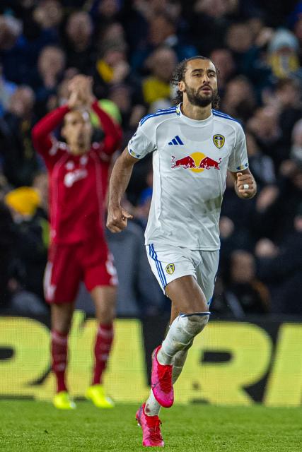 (251207) --  LEEDS, Dec. 7, 2025 (Xinhua) -- Leeds United's Dominic Calvert-Lewin celebrates after scoring during the English Premier League match between Leeds United and Liverpool in Leeds, Britain, on Dec. 6, 2025. (Xinhua)
FOR EDITORIAL USE ONLY. NOT FOR SALE FOR MARKETING OR ADVERTISING CAMPAIGNS. NO USE WITH UNAUTHORIZED AUDIO, VIDEO, DATA, FIXTURE LISTS, CLUB/LEAGUE LOGOS OR "LIVE" SERVICES. ONLINE IN-MATCH USE LIMITED TO 45 IMAGES, NO VIDEO EMULATION. NO USE IN BETTING, GAMES OR SINGLE CLUB/LEAGUE/PLAYER PUBLICATIONS.