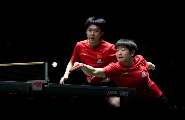 (251207) -- CHENGDU, Dec. 7, 2025 (Xinhua) -- Sun Yingsha (R)/Wang Chuqin of China compete during the mixed doubles match against Choi Hyojoo/Oh Junsung of South Korea during the semifinal match between China and South Korea at the ITTF Mixed Team World Cup 2025 in Chengdu, southwest China's Sichuan Province, Dec. 7, 2025. (Xinhua/Wang Ying)