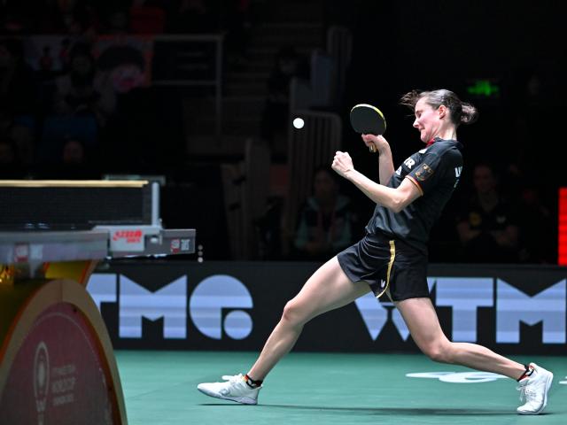 (251207) -- CHENGDU, Dec. 7, 2025 (Xinhua) -- Sabine Winter of Germany competes in the women's singles match against Lee Eunhye of South Korea during the bronze medal match between South Korea and Germany at the ITTF Mixed Team World Cup 2025 in Chengdu, southwest China's Sichuan Province, Dec. 7, 2025. (Xinhua/Xu Bingjie)