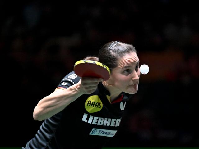 (251207) -- CHENGDU, Dec. 7, 2025 (Xinhua) -- Sabine Winter of Germany competes in the women's singles match against Lee Eunhye of South Korea during the bronze medal match between South Korea and Germany at the ITTF Mixed Team World Cup 2025 in Chengdu, southwest China's Sichuan Province, Dec. 7, 2025. (Xinhua/Xu Bingjie)