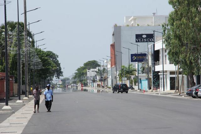 (251207) -- COTONOU, Dec. 7, 2025 (Xinhua) -- This photo taken on Dec. 7, 2025 shows a street view of Cotonou, Benin. Benin's armed forces have foiled an attempted mutiny aimed at destabilizing the state and its institutions, Minister of Interior and Public Security Alassane Seidou said in a statement on Sunday. (Photo by Seraphin Zounyekpe/Xinhua)