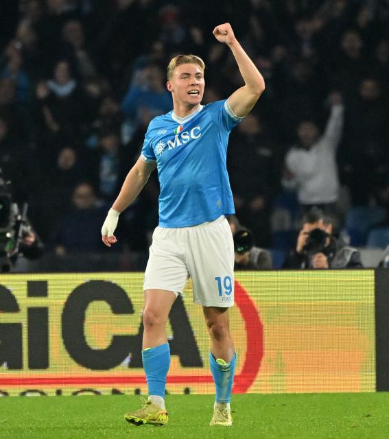 (251208) -- NAPLES, Dec. 8, 2025 (Xinhua) -- Napoli's Rasmus Hojlund celebrates his goal during a Serie A football match between Napoli and Juventus in Naples, Italy, Dec. 7, 2025. (Photo by Alberto Lingria/Xinhua)