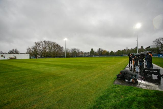 (251209) -- VANCOUVER, Dec. 9, 2025 (Xinhua) -- Members of the media visit the training site for the FIFA World Cup 2026 during a media event in Vancouver, British Columbia, Canada, on Dec. 8, 2025. Members of the media visited the Venue Specific Training Site (VSTS) at Killarney Park on Monday, the primary training facility for FIFA World Cup 2026 teams in Vancouver. The tour provided an overview of the upgraded pitch, athlete amenities, and site preparations meeting FIFA standards. (Photo by Liang Sen/Xinhua)