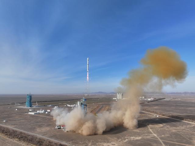(251209) -- JIUQUAN, Dec. 9, 2025 (Xinhua) -- A Long March-4B carrier rocket carrying the Yaogan-47 remote sensing satellite blasts off from the Jiuquan Satellite Launch Center in northwest China, Dec. 9, 2025.
  The satellite was lifted off at 11:41 a.m. (Beijing Time) and has entered the preset orbit successfully. (Photo by Wang Jiangbo/Xinhua)