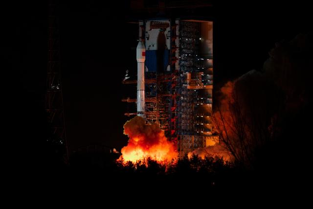 (251210) -- XICHANG, Dec. 10, 2025 (Xinhua) -- A Long March-3B carrier rocket carrying the Shiyan-22 satellite blasts off from the Xichang Satellite Launch Center in southwest China's Sichuan Province, Dec. 9, 2025. The satellite was launched on Tuesday at 11:08 p.m. (Beijing Time) and entered its planned orbit as scheduled.
   The satellite will primarily support services including satellite communication, data transmission, and radio and television broadcasting, as well as conducting relevant technical tests and validations. (Photo by Li Zhiyong/Xinhua)