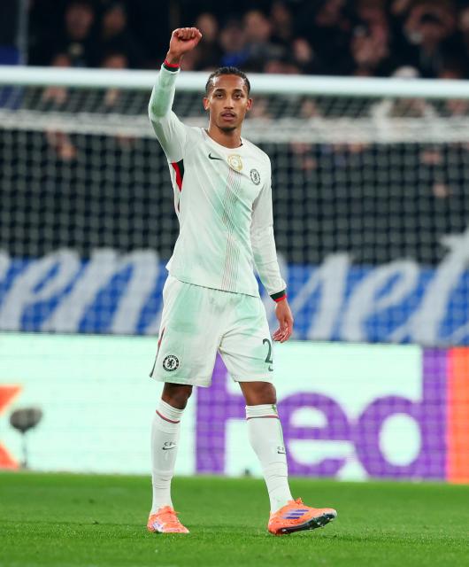 (251210) -- BERGAMO, Dec. 10, 2025 (Xinhua) -- Chelsea's Joao Pedro celebrates his goal during the UEFA Champions League match between Atalanta and Chelsea in Bergamo, Italy, Dec. 9, 2025. (Xinhua)