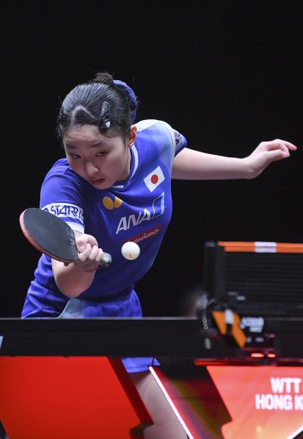 (251210) -- HONG KONG, Dec. 10, 2025 (Xinhua) -- Harimoto Miwa hits a return during the women's singles Round of 16 match between Wang Manyu of China and Harimoto Miwa of Japan at the WTT Finals Hong Kong 2025 in Hong Kong, south China, Dec. 10, 2025. (Xinhua/Chen Duo)