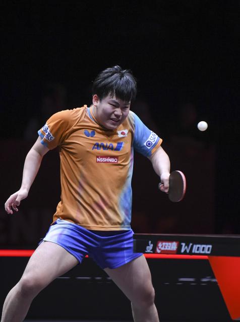 (251210) -- HONG KONG, Dec. 10, 2025 (Xinhua) -- Matsushima Sora hits a return during the men's singles round of 16 match between Wang Chuqin of China and Matsushima Sora of Japan at the WTT Finals Hong Kong 2025 in Hong Kong, south China, Dec. 10, 2025. (Xinhua/Chen Duo)