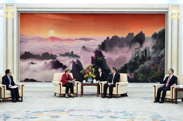 (251211) -- BEIJING, Dec. 11, 2025 (Xinhua) -- Chinese Vice Premier He Lifeng, also a member of the Political Bureau of the Communist Party of China Central Committee, meets with International Monetary Fund (IMF) Managing Director Kristalina Georgieva in Beijing, capital of China, Dec. 10, 2025. (Xinhua/Zhang Ling)