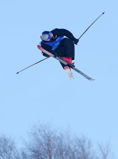 (251211) -- ZHANGJIAKOU, Dec. 11, 2025 (Xinhua) -- Luke Harrold of New Zealand competes during the men's freeski halfpipe qualification of FIS Freeski World Cup 2025 in Zhangjiakou, north China's Hebei Province, Dec. 11, 2025. (Xinhua/Wang Peng)