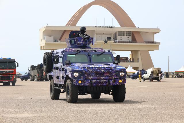 (251212) -- ACCRA, Dec. 12, 2025 (Xinhua) -- An armored vehicle is pictured during a joint exercise launched by Ghanaian security services in Accra, Ghana, Dec. 11, 2025. Ghanaian security services launched a joint exercise on Thursday to showcase their preparedness to maintain peace and security in the country.
  The "Show of Force" operation, involving the military, police, immigration, fire service, prisons, and the customs division of the Ghana Revenue Authority, deployed personnel, combat gear and hardware along major routes from the city of Accra to communities outside the capital to boost inter-agency cooperation and reinforce the country's security posture. (Photo by Seth/Xinhua)