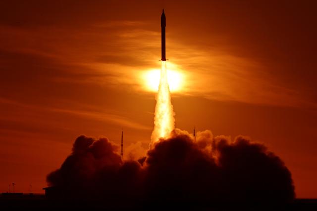 (251213) -- JIUQUAN, Dec. 13, 2025 (Xinhua) -- A Kuaizhou-11 Y8 carrier rocket carrying one space experimental spacecraft blasts off from the Jiuquan Satellite Launch Center in northwest China, Dec. 13, 2025. The rocket blasted off at 9:08 a.m. (Beijing Time). It successfully sent the payloads into the planned orbit. (Photo by Wang Jiangbo/Xinhua)